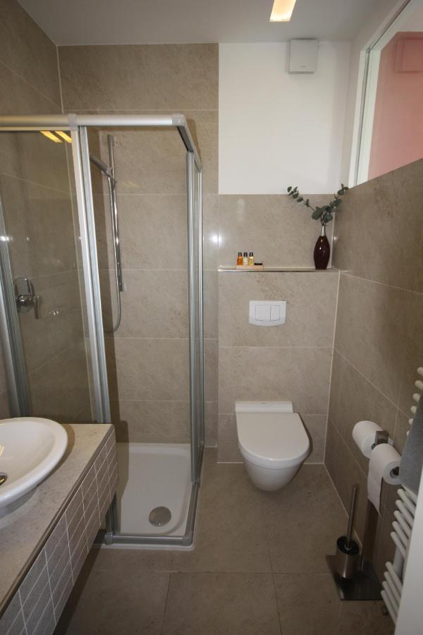 Hotel Haus Berger Κολωνία Εξωτερικό φωτογραφία